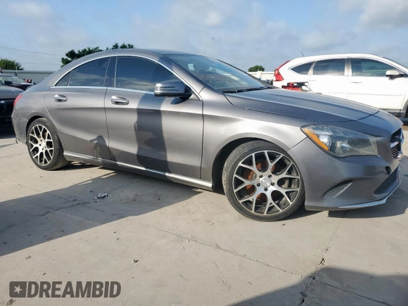 2018 Mercedes-Benz CLA 250 with VIN WDDSJ4EB4JN611912, listed as a Copart auction lot 61952745 with Not provided miles and Clean title. Bid and sale history available at DreamBid. Image 4.