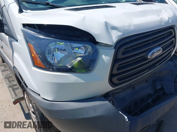 2018 Ford Transit XL z VIN 1FMZK1CM5JKB31481, wystawiony jako IAAI lot #42329280 z przebiegiem 57 051 mil mil oraz . Historia ofert i sprzedaży dostępna na DreamBid. Obrazek 18.