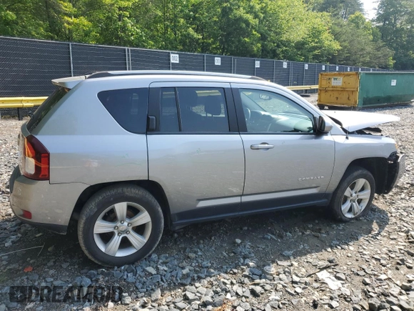 2017 Jeep Compass High Altitude with VIN 1C4NJDEBXHD191404, listed as a Copart auction lot 57209015 with 60,532 mi miles and Salvage title. Bid and sale history available at DreamBid. Image 3.
