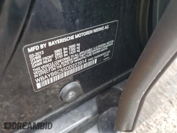 2013 BMW 7 Series 750i xDrive с VIN WBAYB6C55DD223914, выставлен на аукционе Copart как лот 81825144 с пробегом 81 818 миль миль и Списание • Salvage title. История ставок и продаж доступна на DreamBid. Изображение 12.