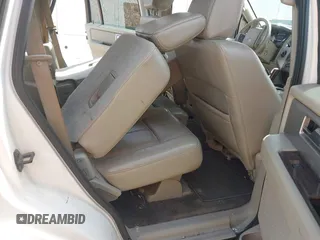 2010 Ford Expedition Limited z VIN 1FMJU1K56AEB54722, wystawiony jako IAAI lot #41926120 z przebiegiem 228 938 mil mil oraz . Historia ofert i sprzedaży dostępna na DreamBid. Obrazek 8.