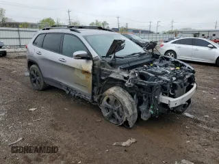 2018 Jeep Cherokee Limited z VIN 1C4PJMDX2JD560459, wystawiony jako Copart lot #55322465 z przebiegiem 71 553 mil mil oraz Szkoda całkowita • Salvage title. Historia ofert i sprzedaży dostępna na DreamBid. Obrazek 4.