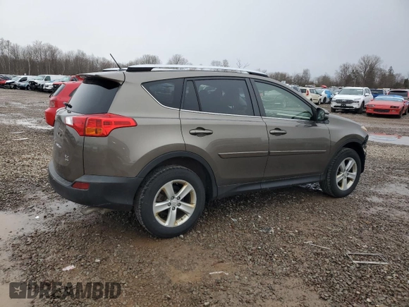 2014 Toyota RAV4 XLE with VIN JTMRFREV8ED091906, listed as a Copart auction lot 52338795 with 141,725 mi miles and Salvage Title. Bid and sale history available at carsss.com. Image 3.