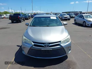 2016 Toyota Camry XLE with VIN 4T1BF1FK4GU148625, listed as a IAAI auction lot 41742421 with 88,582 mi miles. Bid and sale history available at carsss.com. Image 12.
