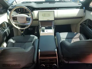 2024 Land Rover Range Rover SE with VIN SALKPBFU1RA253208, listed as a Copart auction lot 52238725 with 9,278 mi miles and Salvage Title. Bid and sale history available at carsss.com. Image 8.