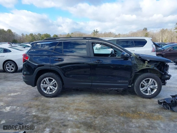 2024 GMC Terrain SLE with VIN 3GKALTEG2RL343626, listed as a IAAI auction lot 41455076 with 2,364 mi miles. Bid and sale history available at carsss.com. Image 14.