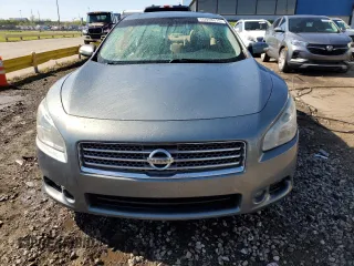 2011 Nissan Maxima S z VIN 1N4AA5AP5BC859070, wystawiony jako Copart lot #55948315 z przebiegiem 231 757 mil mil oraz Czysty tytuł • Clean title. Historia ofert i sprzedaży dostępna na DreamBid. Obrazek 5.