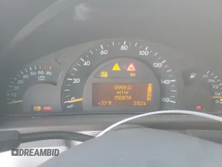 2002 Mercedes-Benz C 230/260/280/320 z VIN WDBRF64JX2F216450, wystawiony jako Copart lot #85496134 z przebiegiem 150 874 mil mil oraz Szkoda całkowita • Salvage title. Historia ofert i sprzedaży dostępna na DreamBid. Obrazek 9.