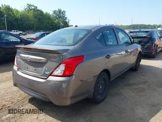 2016 Nissan Versa S с VIN 3N1CN7AP3GL877696, выставлен на аукционе IAAI как лот 42660396 с пробегом 147 182 миль миль и . История ставок и продаж доступна на DreamBid. Изображение 4.