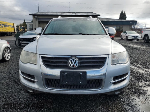 2009 Volkswagen Touareg VR6 с VIN WVGBE77L89D019254, выставлен на аукционе Copart как лот 48583485 с пробегом 101 487 миль миль и Чистый • Clean title. История ставок и продаж доступна на DreamBid. Изображение 5.