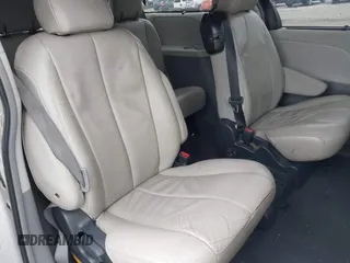 2011 Toyota Sienna SE with VIN 5TDXK3DC0BS122811, listed as a IAAI auction lot 41491159 with 337,201 mi miles and . Bid and sale history available at DreamBid. Image 8.