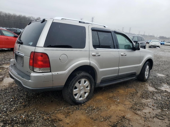 2004 Lincoln Aviator Luxury with VIN 5LMEU88H64ZJ43791, listed as a Copart auction lot 44584045 with 0 mi miles and Clean Title. Bid and sale history available at carsss.com. Image 3.