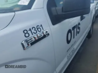 2019 Ford F-150 XL z VIN 1FTEX1EP6KKD76965, wystawiony jako IAAI lot #42631391 z przebiegiem 143 283 mil mil oraz . Historia ofert i sprzedaży dostępna na DreamBid. Obrazek 37.