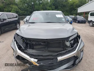 2025 Chevrolet Blazer LT z VIN 3GNKBCR41SS128955, wystawiony jako IAAI lot #42532778 z przebiegiem 9 743 mil mil oraz . Historia ofert i sprzedaży dostępna na DreamBid. Obrazek 12.