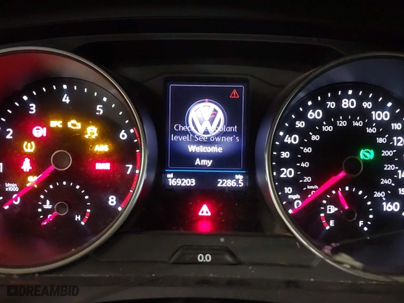 2019 Volkswagen Tiguan S with VIN 3VV0B7AX5KM180611, listed as a IAAI auction lot 41785980 with 169,203 mi miles. Bid and sale history available at carsss.com. Image 7.