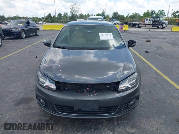 2014 Volkswagen Eos Sport with VIN WVWBW8AH2EV000313, listed as a IAAI auction lot 42333112 with 106,125 mi miles and . Bid and sale history available at DreamBid. Image 12.