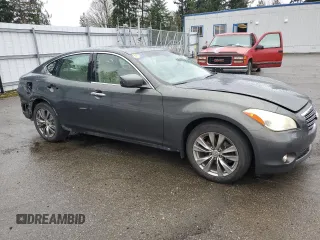 2012 Infiniti M z VIN JN1BY1AP8CM334084, wystawiony jako Copart lot #50758815 z przebiegiem 107 917 mil mil oraz Szkody całkowita. Historia ofert i sprzedaży dostępna na DreamBid. Obrazek 4.