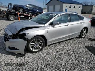 2015 Ford Fusion Energi Titanium with VIN 3FA6P0SU0FR273556, listed as a Copart auction lot 49592795 with 172,043 mi miles and Clean Title. Bid and sale history available at carsss.com. Image 1.