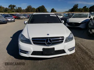 2014 Mercedes-Benz C 350 Sport with VIN WDDGF5HB4EA942494, listed as a Copart auction lot 67640014 with 40,558 mi miles and Salvage Title. Bid and sale history available at DreamBid. Image 5.