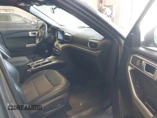 2022 Ford Explorer Timberline z VIN 1FMSK8JH1NGA67738, wystawiony jako IAAI lot #42074731 z przebiegiem 60 885 mil mil oraz . Historia ofert i sprzedaży dostępna na DreamBid. Obrazek 5.
