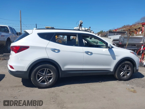 2017 Hyundai Santa Fe 2.4L z VIN 5NMZUDLB9HH028990, wystawiony jako IAAI lot #42055991 z przebiegiem 91 569 mil mil oraz . Historia ofert i sprzedaży dostępna na DreamBid. Obrazek 13.