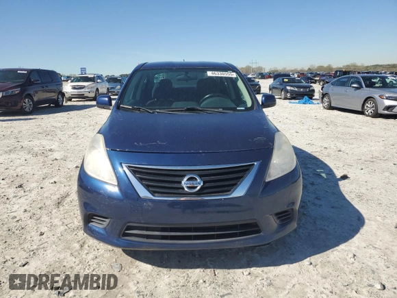 2014 Nissan Versa S with VIN 3N1CN7AP9EK462725, listed as a Copart auction lot 46330555 with 178,963 mi miles and Salvage Title. Bid and sale history available at carsss.com. Image 5.