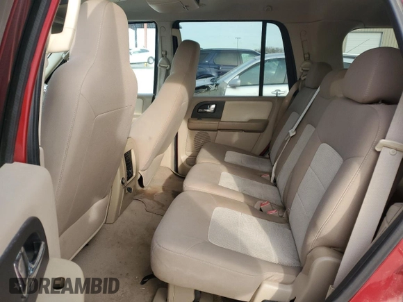 2006 Ford Expedition Special Service with VIN 1FMPU15566LA47386, listed as a Copart auction lot 84464594 with 291,434 mi miles and Salvage Title. Bid and sale history available at carsss.com. Image 10.