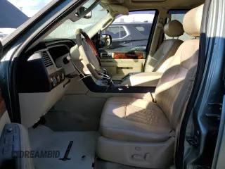 2005 Lincoln Navigator Luxury with VIN 5LMFU27595LJ08627, listed as a Copart auction lot 82128044 with 104,521 mi miles and Clean Title. Bid and sale history available at carsss.com. Image 7.
