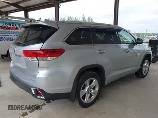 2018 Toyota Highlander Hybrid Limited with VIN 5TDDGRFH6JS038295, listed as a IAAI auction lot 42442074 with 248,875 mi miles and . Bid and sale history available at DreamBid. Image 4.