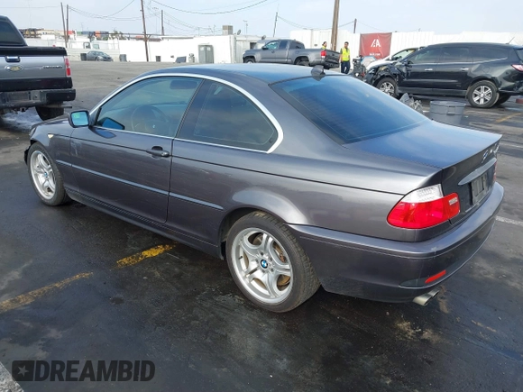 2005 BMW 3 Series 330Ci with VIN WBABD53475PL16418, listed as a IAAI auction lot 41217356 with 158,274 mi miles and . Bid and sale history available at carsss.com. Image 3.