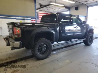 2013 Chevrolet Silverado 1500 LT with VIN 3GCPKSE78DG267821, listed as a Copart auction lot 53720625 with 108,883 mi miles and Salvage Title. Bid and sale history available at DreamBid. Image 3.