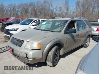 2006 Ford Freestyle SE with VIN 1FMZK04126GA17446, listed as a IAAI auction lot 41659894 with 259,878 mi miles. Bid and sale history available at carsss.com. Image 2.