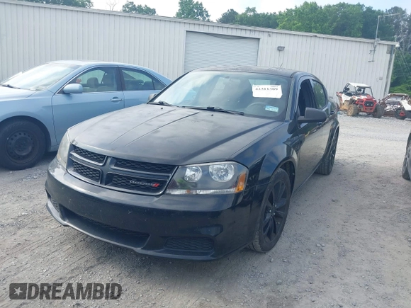 2014 Dodge Avenger SE z VIN 1C3CDZAG9EN104275, wystawiony jako IAAI lot #42311309 z przebiegiem 245 938 mil mil oraz . Historia ofert i sprzedaży dostępna na DreamBid. Obrazek 2.