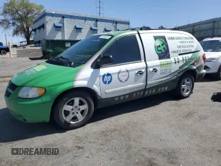 2005 Dodge Caravan SXT z VIN 2D4GP44L55R172613, wystawiony jako Copart lot #54903825 z przebiegiem 121 435 mil mil oraz Szkody całkowita. Historia ofert i sprzedaży dostępna na DreamBid. Obrazek 1.