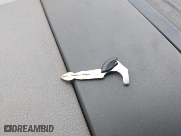 2006 Ford F-150 XL with VIN 1FTRF12W06NA79713, listed as a IAAI auction lot 42659236 with 157,664 mi miles and . Bid and sale history available at DreamBid. Image 11.