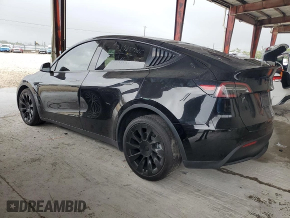 2022 Tesla Model Y Long Range z VIN 7SAYGDEE1NF393187, wystawiony jako Copart lot #56419535 z przebiegiem 82 757 mil mil oraz Nie do naprawy • Non repairable. Historia ofert i sprzedaży dostępna na DreamBid. Obrazek 2.