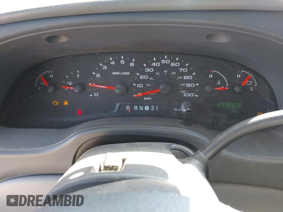 2008 Ford Econoline Cargo Commercial with VIN 1FTNE24L28DA02389, listed as a IAAI auction lot 41850693 with 243,259 mi miles and . Bid and sale history available at DreamBid. Image 7.