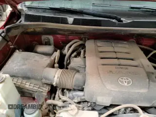 2018 Toyota Tundra SR с VIN 5TFUW5F10JX690614, выставлен на аукционе Copart как лот 60233235 с пробегом 128 798 миль миль и Списание • Salvage title. История ставок и продаж доступна на DreamBid. Изображение 15.