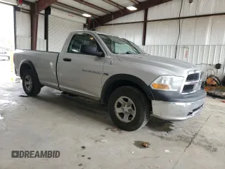 2012 Ram 1500 Tradesman z VIN 3C6JD7DT4CG110093, wystawiony jako Copart lot #53642215 z przebiegiem 110 996 mil mil oraz Szkoda całkowita • Salvage title. Historia ofert i sprzedaży dostępna na DreamBid. Obrazek 4.