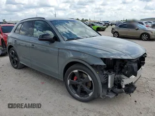 2020 Audi SQ5 Premium Plus with VIN WA1B4AFY8L2127341, listed as a Copart auction lot 69452274 with 41,814 mi miles and Salvage Title. Bid and sale history available at DreamBid. Image 4.