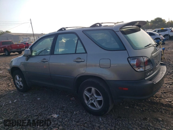 2002 Lexus RX 300 with VIN JTJHF10U820274394, listed as a Copart auction lot 71036874 with 185,606 mi miles and Clean Title. Bid and sale history available at carsss.com. Image 2.