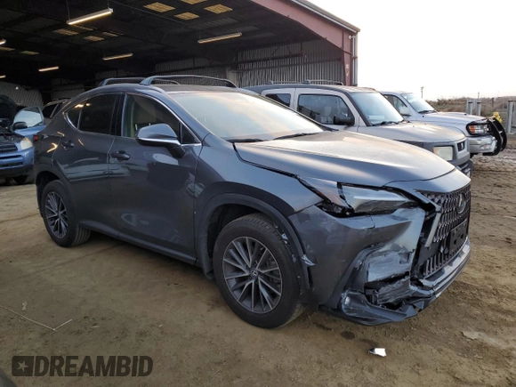 2024 Lexus NX 250 z VIN 2T2ADCAZ8RC008577, wystawiony jako Copart lot #85818244 z przebiegiem 49 324 mil mil oraz Szkoda całkowita • Salvage title. Historia ofert i sprzedaży dostępna na DreamBid. Obrazek 4.