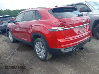 2020 Volkswagen Atlas SE z VIN 1V21E2CA8LC209638, wystawiony jako IAAI lot #42280724 z przebiegiem 79 659 mil mil oraz . Historia ofert i sprzedaży dostępna na DreamBid. Obrazek 3.