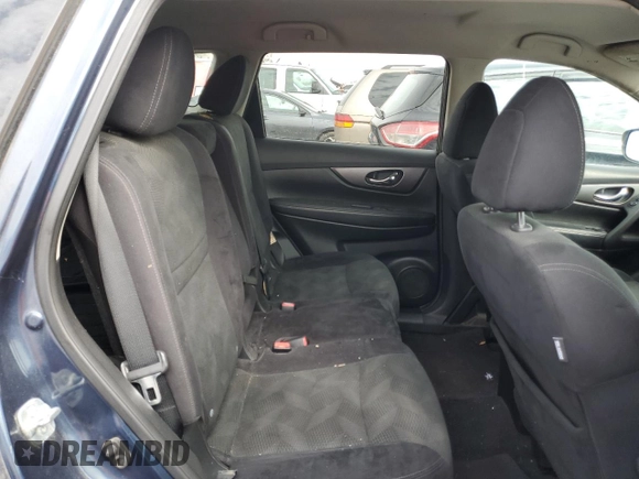 2015 Nissan Rogue SV z VIN 5N1AT2MK3FC862635, wystawiony jako Copart lot #49234305 z przebiegiem 157 703 mil mil oraz Szkoda całkowita • Salvage title. Historia ofert i sprzedaży dostępna na DreamBid. Obrazek 11.