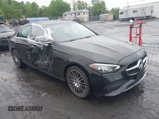 2024 Mercedes-Benz C 300 z VIN W1KAF4HBXRR224889, wystawiony jako IAAI lot #42323821 z przebiegiem 7 092 mil mil oraz . Historia ofert i sprzedaży dostępna na DreamBid. Obrazek 1.