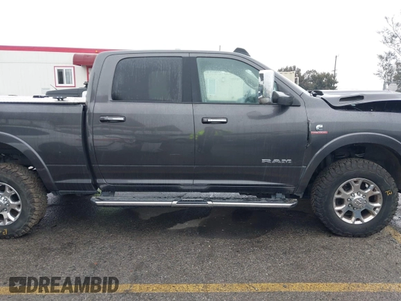 2022 Ram 2500 Laramie z VIN 3C6UR5FL2NG243857, wystawiony jako IAAI lot #41736144 z przebiegiem 58 474 mil mil oraz . Historia ofert i sprzedaży dostępna na DreamBid. Obrazek 13.