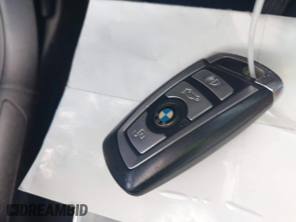 2012 BMW 7 Series 740i with VIN WBAKA4C5XCDS99253, listed as a IAAI auction lot 41710171 with 176,907 mi miles. Bid and sale history available at carsss.com. Image 11.