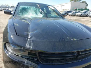 2023 Dodge Charger SXT z VIN 2C3CDXBG8PH607746, wystawiony jako IAAI lot #41856107 z przebiegiem 42 519 mil mil oraz . Historia ofert i sprzedaży dostępna na DreamBid. Obrazek 19.