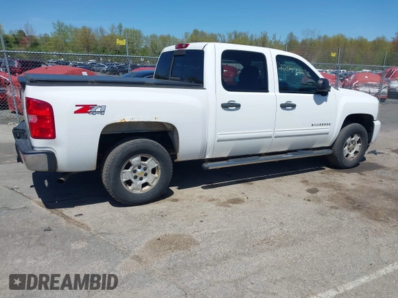 2010 Chevrolet Silverado 1500 LT with VIN 3GCRKSE32AG259148, listed as a IAAI auction lot 42147353 with 97,643 mi miles and . Bid and sale history available at DreamBid. Image 13.