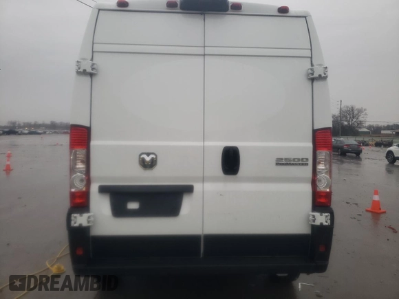 2024 Ram ProMaster Cargo Tradesman with VIN 3C6LRVDG6RE114782, listed as a Copart auction lot 43402665 with 9,610 mi miles and Salvage Title. Bid and sale history available at DreamBid. Image 6.